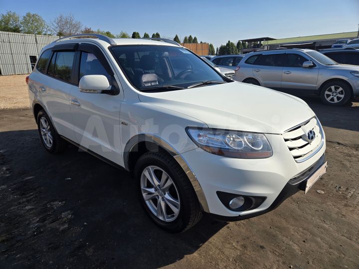 Hyundai SantaFe 2010 — 3