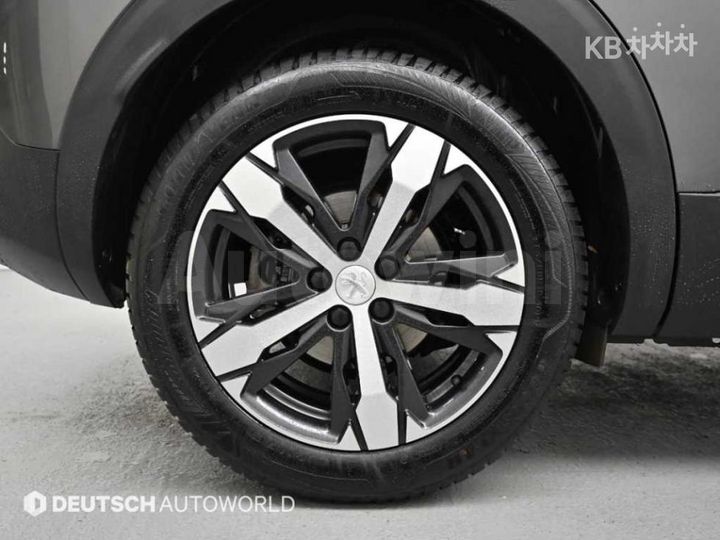 Peugeot 3008 2022 — 5