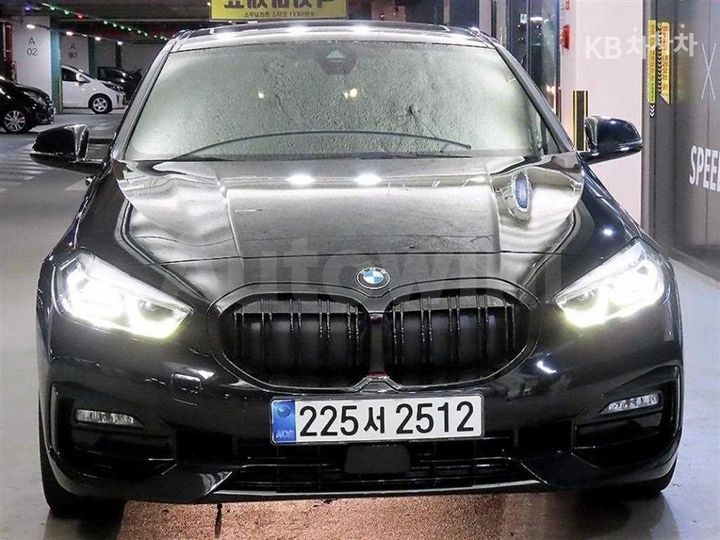 BMW 1 Series 2021 — 2