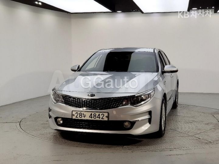 Kia K5 2016 — 2