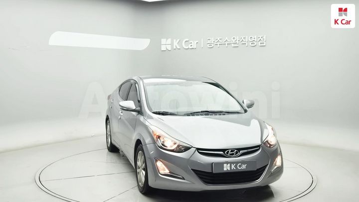 Hyundai Avante 2015 — 3