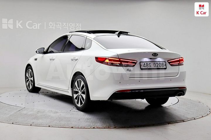 Kia K5 2016 — 2