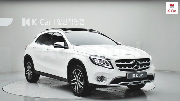 Mercedes Benz GLA Class 2019 — 3