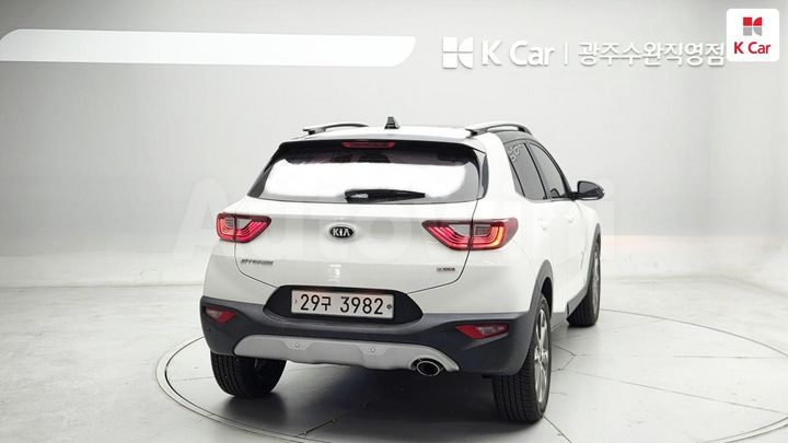 Kia Stonic 2019 — 4