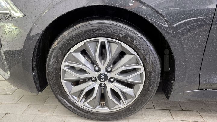 Kia K5 2020 — 5