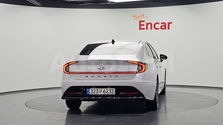 Hyundai Sonata 2022 — 4