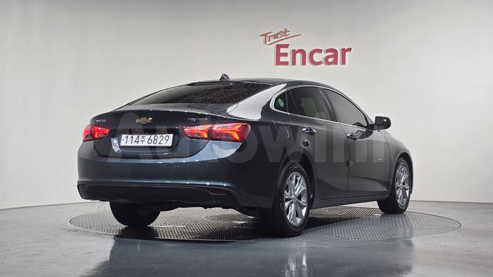 Chevrolet Malibu 2020 — 2