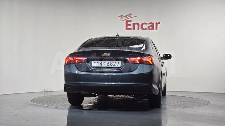 Chevrolet Malibu 2020 — 4