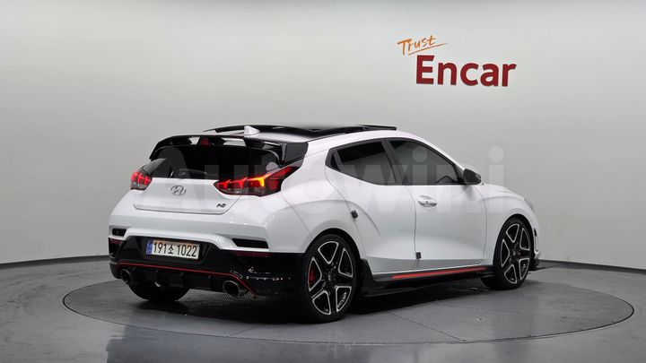 Hyundai Veloster 2023 — 2