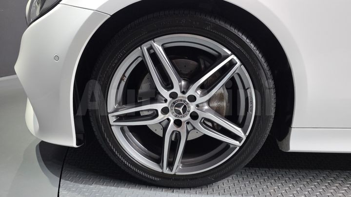 Mercedes Benz E Class 2018 — 5
