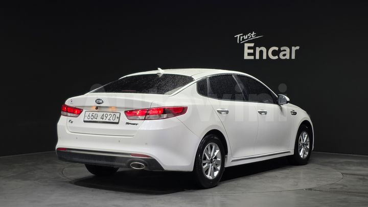 Kia K5 2016 — 2