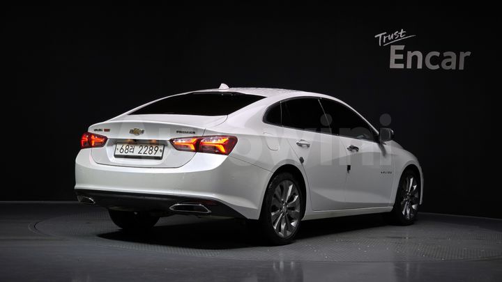 Chevrolet Malibu 2019 — 2