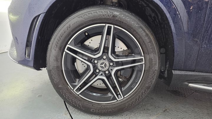 Mercedes Benz GLE Class 2019 — 5