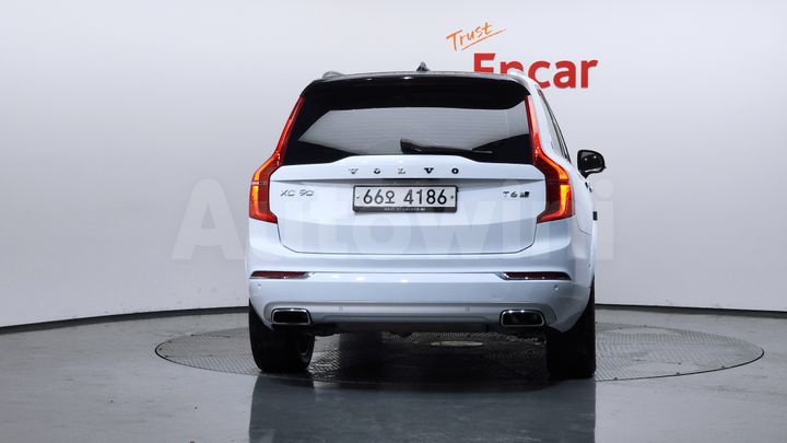Volvo XC90 2017 — 4