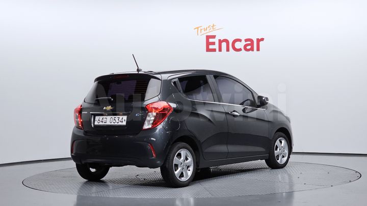 Chevrolet Spark 2017 — 2