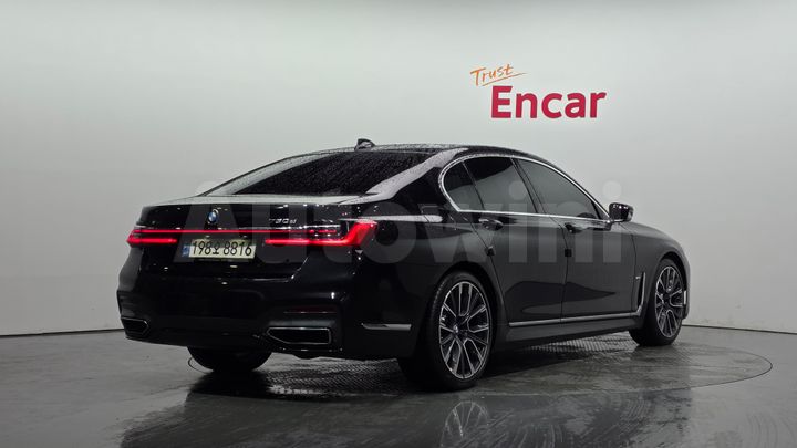 BMW 7 Series 2021 — 2