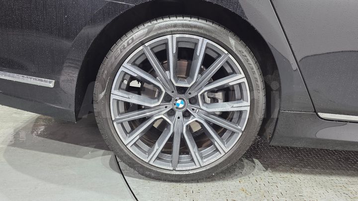 BMW 7 Series 2021 — 5