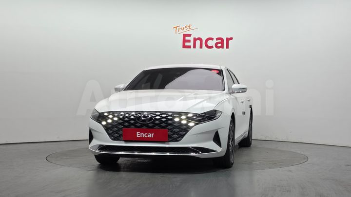 Hyundai Grandeur 2022 — 3