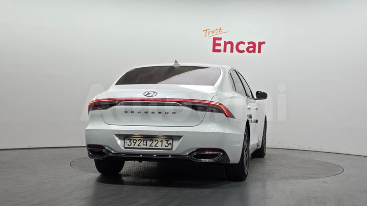 Hyundai Grandeur 2022 — 4