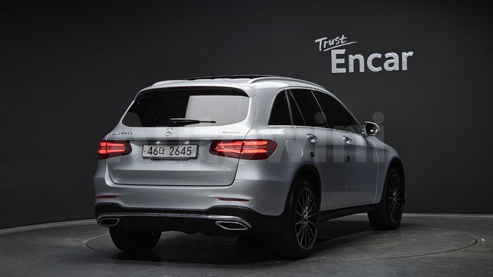 Mercedes Benz GLC Class 2018 — 2