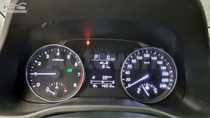 Hyundai Avante 2015 — 5