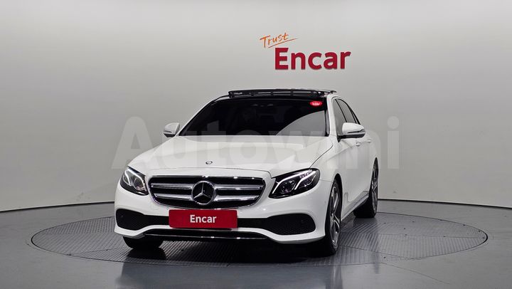 Mercedes Benz E Class 2017 — 3