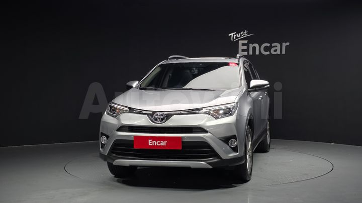 Toyota RAV4 2017 — 3