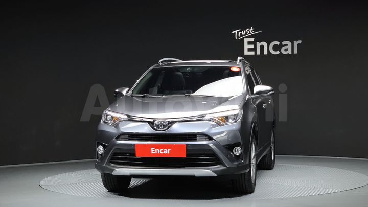 Toyota RAV4 2018 — 3