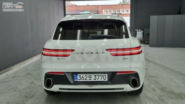 Genesis GV70 2022 — 4