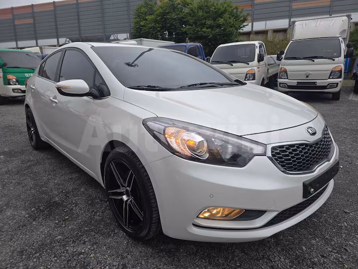 Kia K3 2014 — 3