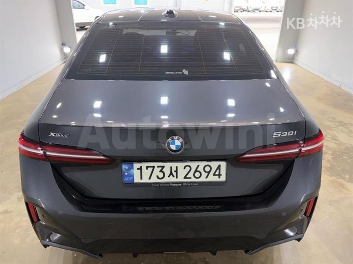 BMW 5 Series 2024 — 4