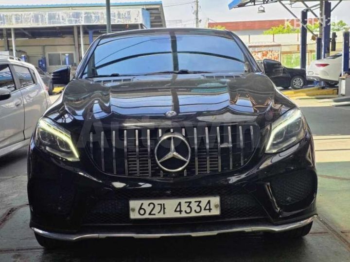 Mercedes Benz GLE Class 2017 — 2
