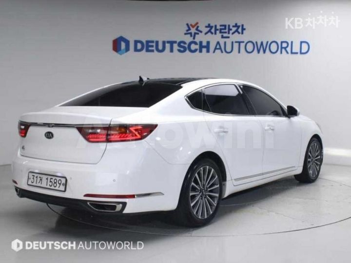 Kia K7 2017 — 2