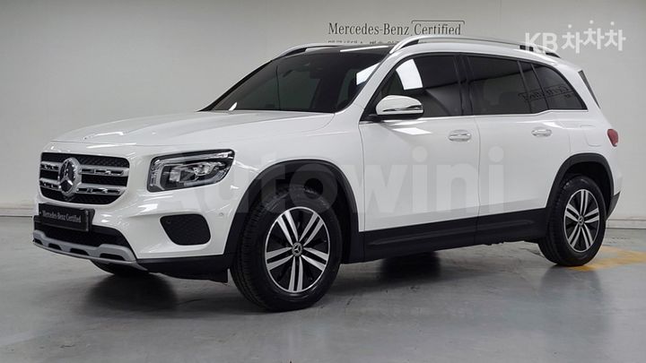 Mercedes Benz GLB Class 2021 — 2