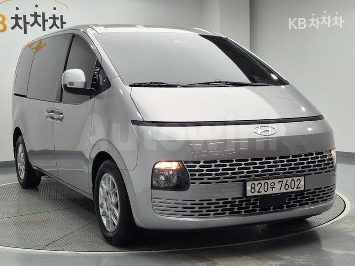 Hyundai Staria 2022 — 4