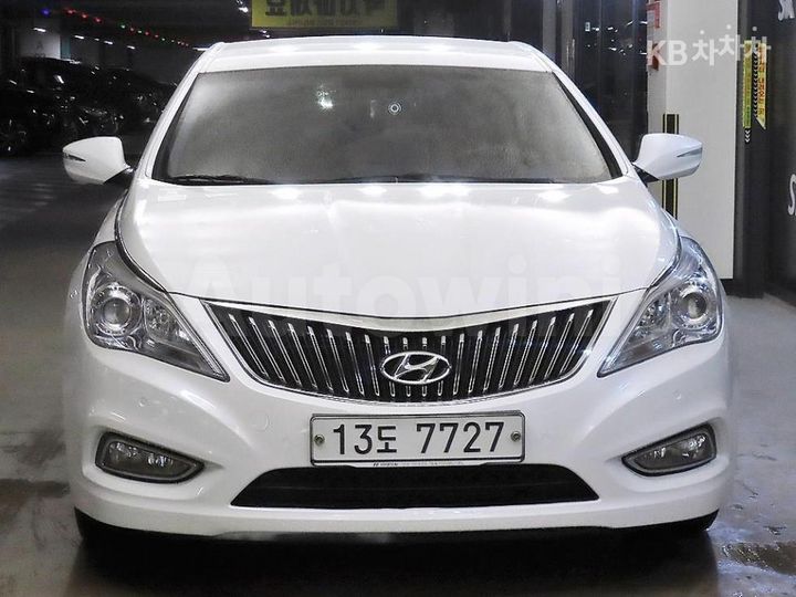 Hyundai Grandeur 2013 — 2