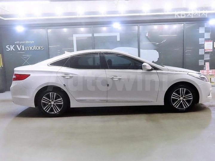 Hyundai Grandeur 2013 — 3
