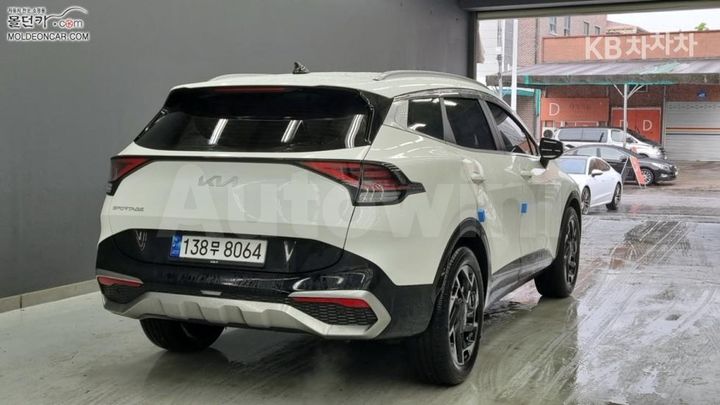 Kia Sportage 2023 — 2