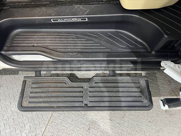Toyota Alphard 2018 — 5