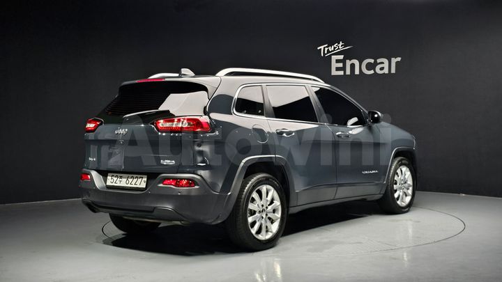 Jeep Cherokee 2017 — 2