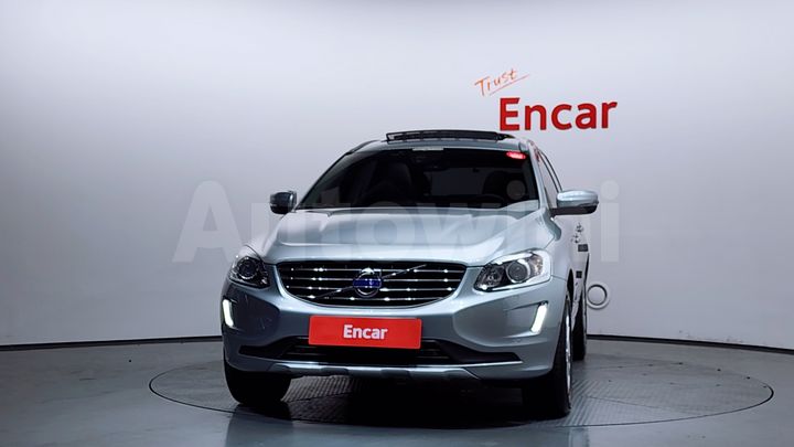 Volvo XC60 2015 — 3