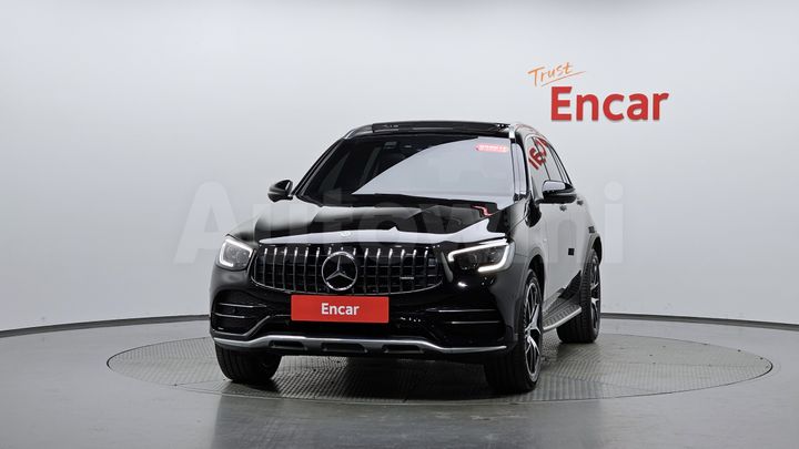 Mercedes Benz GLC Class 2022 — 2