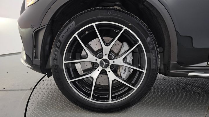 Mercedes Benz GLC Class 2022 — 4