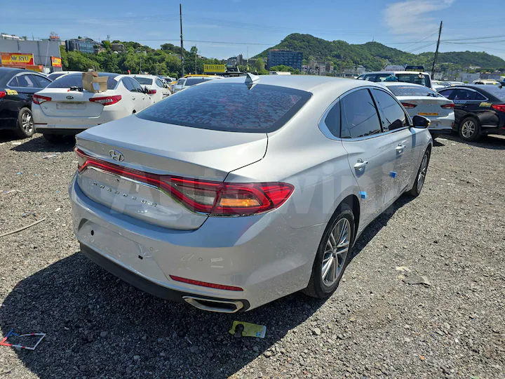Hyundai Grandeur 2018 — 4