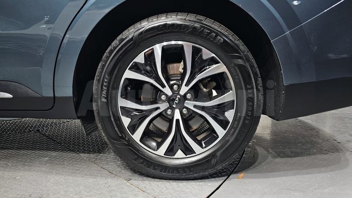 Kia Carnival 2023 — 5