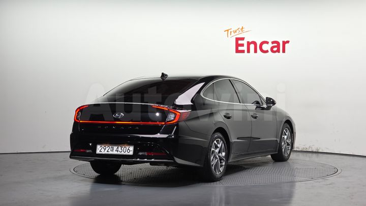 Hyundai Sonata 2022 — 2