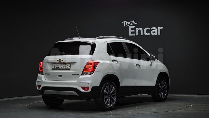 Chevrolet Trax 2019 — 2