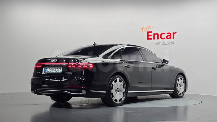 Audi A8 2023 — 2