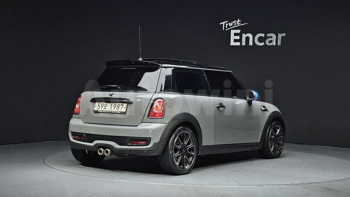 Mini Cooper 2013 — 2