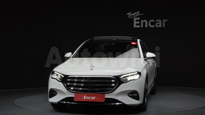Mercedes Benz E Class 2024 — 3